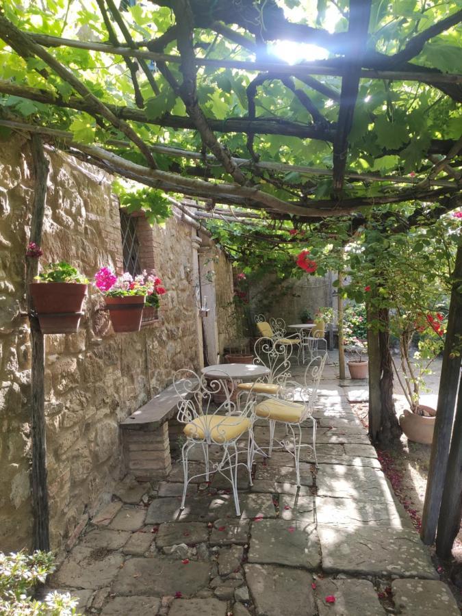 Borgo Villa A Tolli Castelnuovo dell'Abate Exterior photo